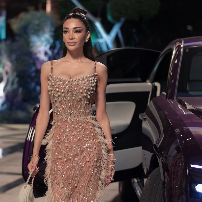 Alizey Mirza — luxury lifestyle